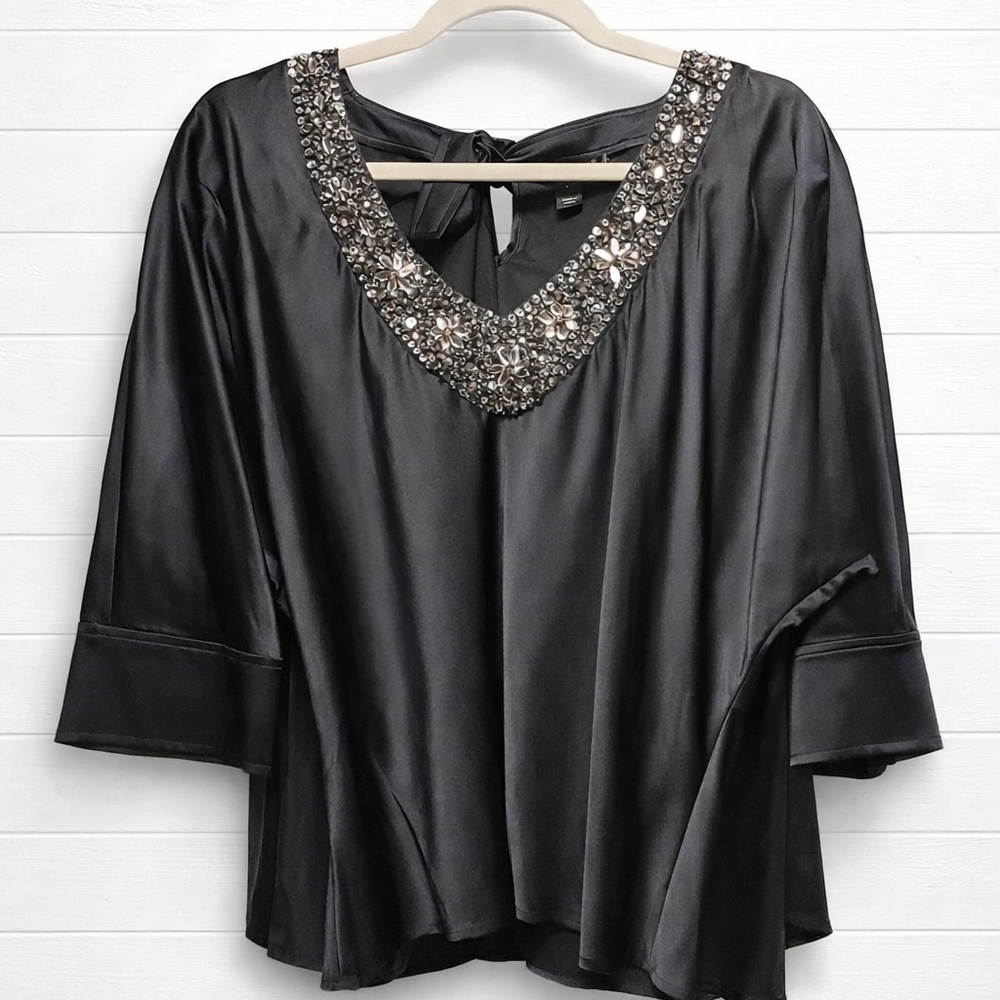 St.John NWOT Silk Dolman Sleeve V-Neck Embellished Black Tie Neck Blouse 4